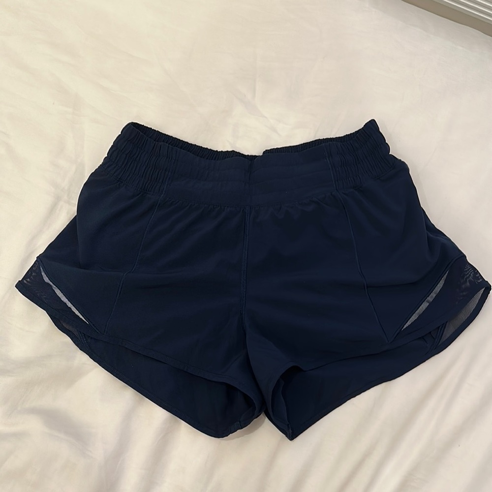 Lululemon Hotty Hot Shorts (high rise, 2.5”) in Navy